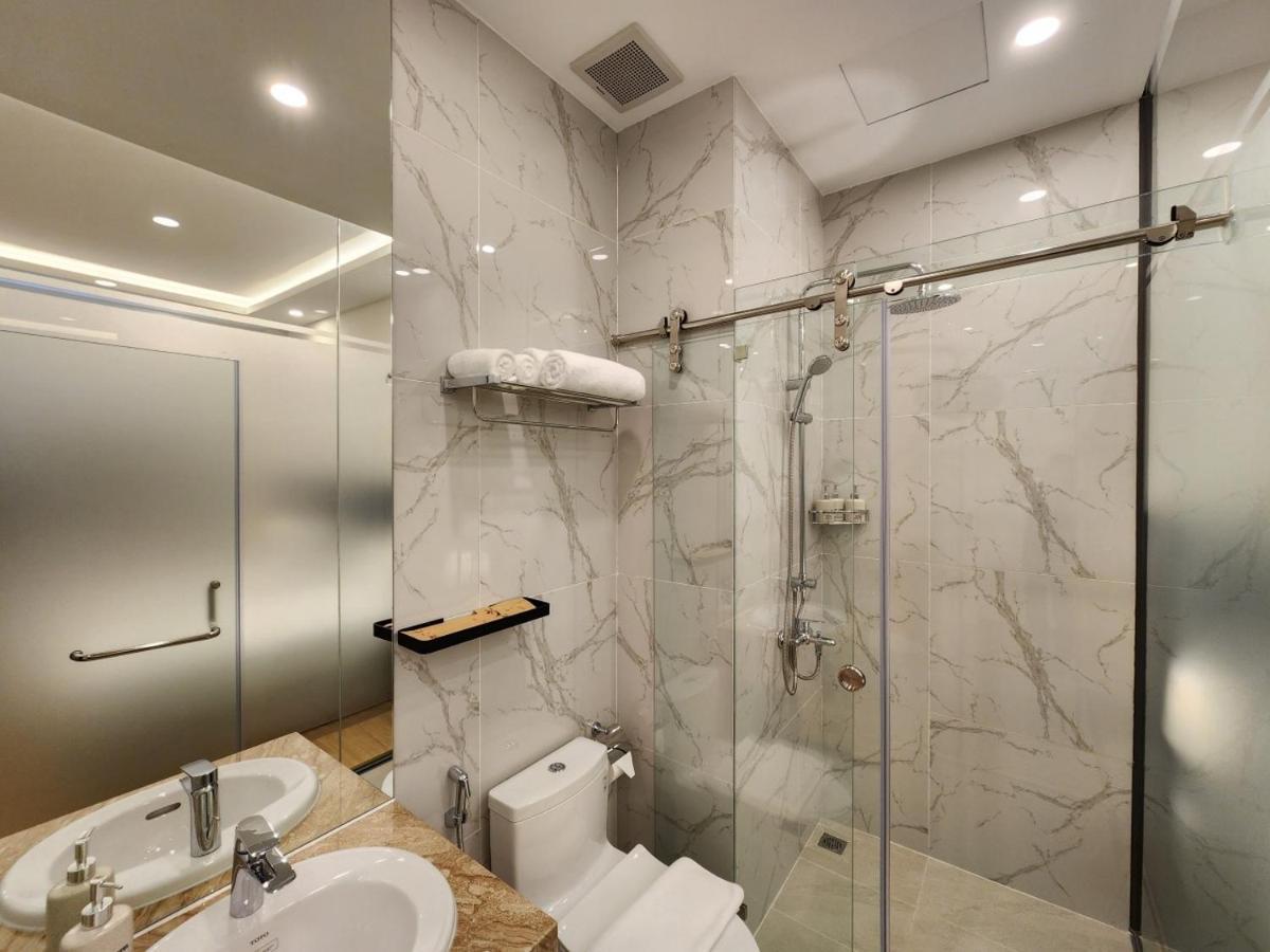 Ruby Hotel Ho Chi Minh-stad Buitenkant foto
